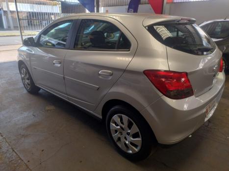 CHEVROLET Onix Hatch 1.4 4P FLEX LT, Foto 6