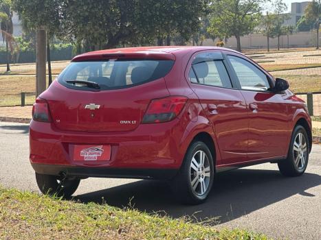 CHEVROLET Onix Hatch 1.4 4P FLEX LT, Foto 14