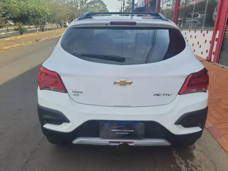 CHEVROLET Onix Hatch 1.4 4P FLEX ACTIV AUTOMTICO, Foto 6