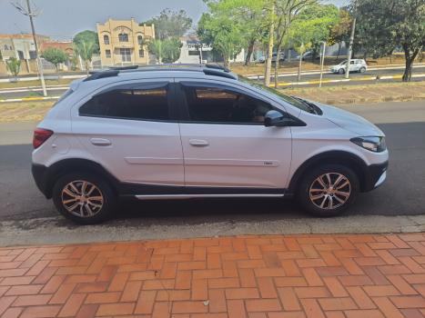 CHEVROLET Onix Hatch 1.4 4P FLEX ACTIV AUTOMTICO, Foto 8