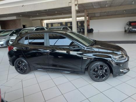CHEVROLET Onix Hatch 1.0 12V 4P FLEX RS TURBO AUTOMTICO, Foto 3