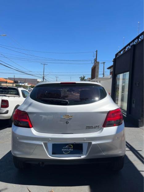 CHEVROLET Onix Hatch 1.4 4P FLEX LTZ AUTOMTICO, Foto 5