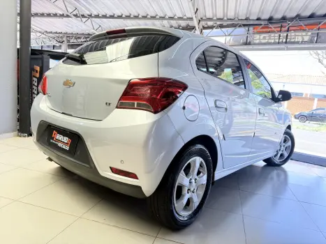 CHEVROLET Onix Hatch 1.4 4P FLEX LT AUTOM�TICO, Foto 7