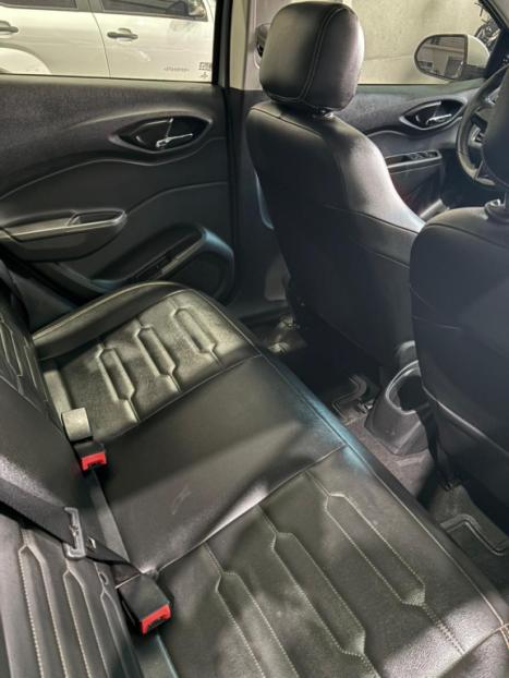 CHEVROLET Onix Hatch 1.4 4P FLEX LTZ, Foto 8 CHEVROLET Onix Hatch 1.4 4P FLEX LTZ, Foto 8