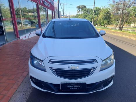 CHEVROLET Onix Hatch 1.4 4P FLEX LTZ, Foto 2
