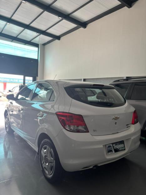 CHEVROLET Onix Hatch 1.0 12V 4P FLEX LT, Foto 6