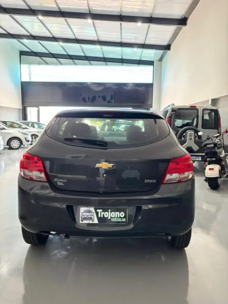 CHEVROLET Onix Hatch 1.0 4P FLEX LS, Foto 4