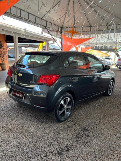 CHEVROLET Onix Hatch 1.4 4P FLEX LTZ, Foto 7