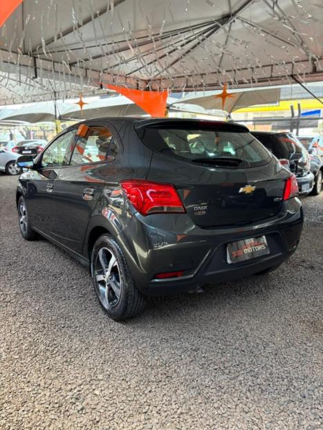 CHEVROLET Onix Hatch 1.4 4P FLEX LTZ, Foto 9