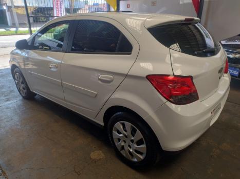 CHEVROLET Onix Hatch 1.4 4P FLEX LT, Foto 5