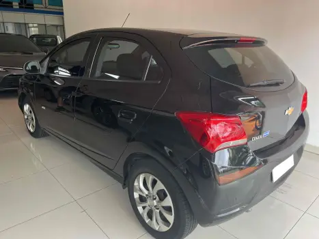 CHEVROLET Onix Hatch , Foto 4