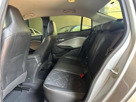 CHEVROLET Onix Hatch 1.0 12V 4P FLEX PLUS PREMIER MIDNIGHT TURBO AUTOMTICO, Foto 9