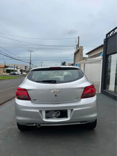 CHEVROLET Onix Hatch 1.0 4P FLEX JOY, Foto 5