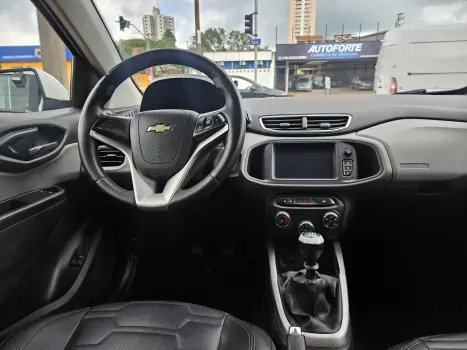 CHEVROLET Onix Hatch 1.4 4P FLEX LT, Foto 9