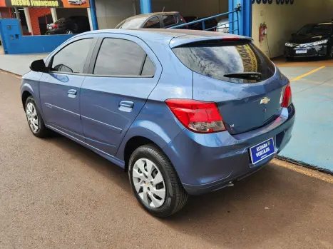 CHEVROLET Onix Hatch 1.4 4P FLEX LT, Foto 3