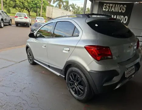 CHEVROLET Onix Hatch , Foto 3