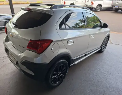 CHEVROLET Onix Hatch , Foto 5