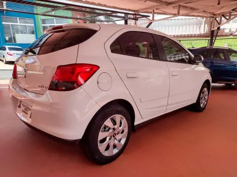 CHEVROLET Onix Hatch 1.4 4P FLEX LT AUTOM�TICO, Foto 12