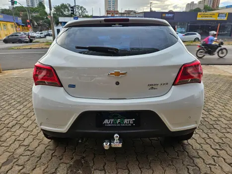 CHEVROLET Onix Hatch 1.4 4P FLEX LTZ AUTOM�TICO, Foto 4