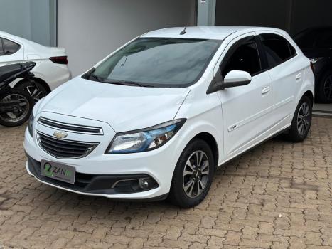 CHEVROLET Onix Hatch 1.4 4P FLEX LTZ, Foto 3