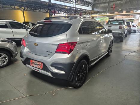 CHEVROLET Onix Hatch 1.4 4P FLEX ACTIV AUTOM�TICO, Foto 5