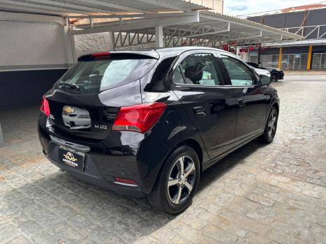 CHEVROLET Onix Hatch 1.4 4P FLEX LTZ, Foto 4