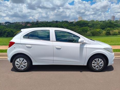 CHEVROLET Onix Hatch 1.0 4P FLEX LT, Foto 3