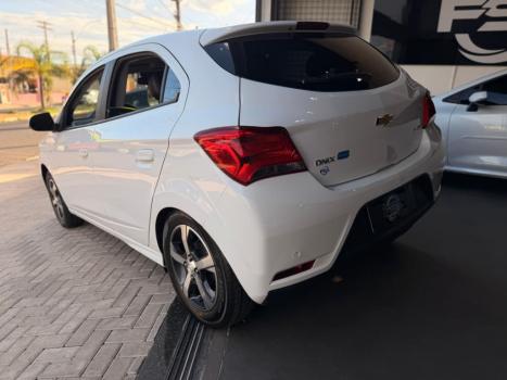 CHEVROLET Onix Hatch 1.4 4P FLEX LTZ, Foto 10