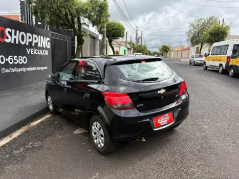 CHEVROLET Onix Hatch 1.0 4P FLEX JOY, Foto 4