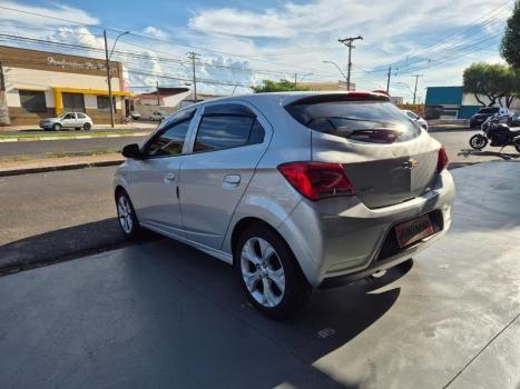 CHEVROLET Onix Hatch 1.0 4P FLEX LT, Foto 4