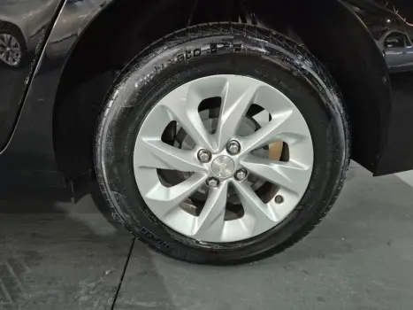 CHEVROLET Onix Hatch 1.0 4P FLEX LTZ TURBO AUTOM�TICO, Foto 3