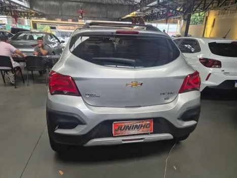 CHEVROLET Onix Hatch 1.4 4P FLEX ACTIV AUTOM�TICO, Foto 6