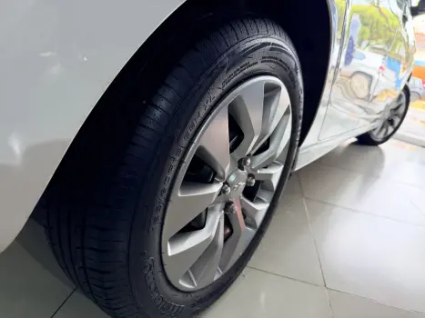 CHEVROLET Onix Hatch 1.4 4P FLEX LT, Foto 5