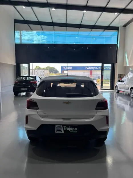 CHEVROLET Onix Hatch 1.0 4P FLEX LT, Foto 4