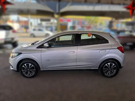 CHEVROLET Onix Hatch 1.4 4P FLEX LTZ, Foto 6