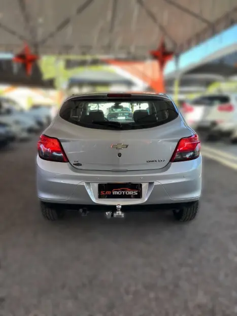 CHEVROLET Onix Hatch 1.4 4P FLEX LTZ, Foto 8