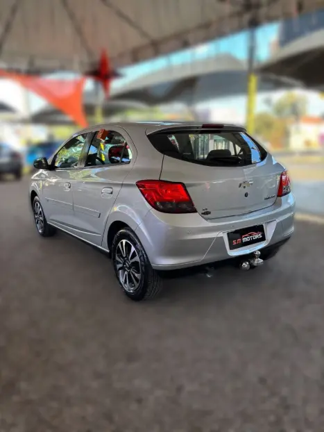 CHEVROLET Onix Hatch 1.4 4P FLEX LTZ, Foto 9