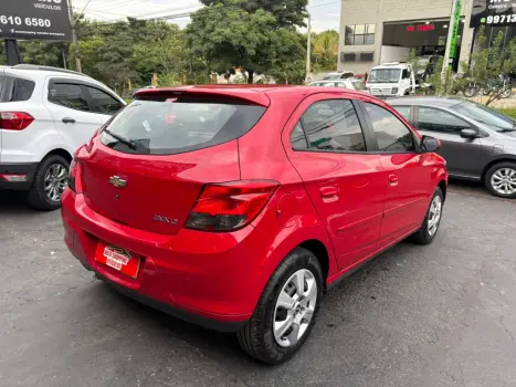 CHEVROLET Onix Hatch 1.4 4P FLEX LT, Foto 4