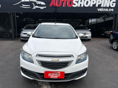 CHEVROLET Onix Hatch 1.4 4P FLEX LT, Foto 2