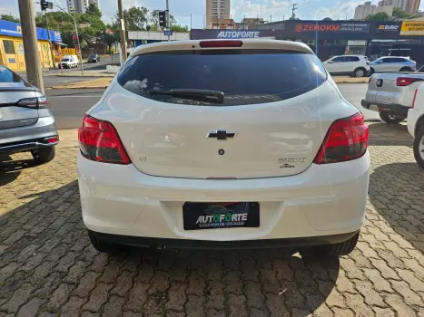CHEVROLET Onix Hatch 1.4 4P FLEX LT, Foto 4