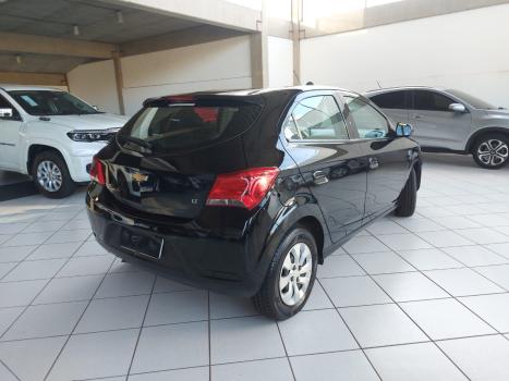 CHEVROLET Onix Hatch 1.0 4P FLEX LT, Foto 6