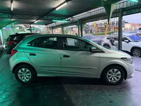 CHEVROLET Onix Hatch 1.0 4P FLEX JOY, Foto 2