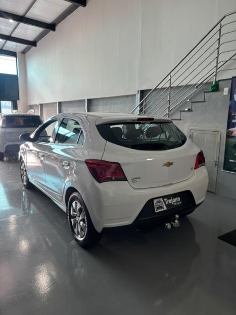 CHEVROLET Onix Hatch 1.0 4P FLEX LT, Foto 1