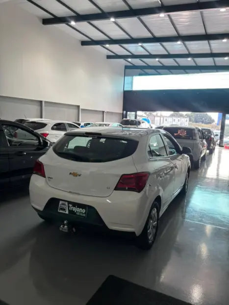CHEVROLET Onix Hatch 1.0 4P FLEX LT, Foto 9