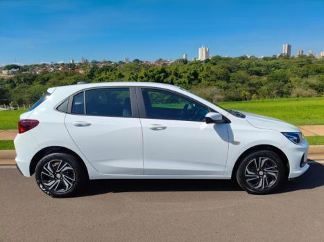 CHEVROLET Onix Hatch 1.0 12V 4P FLEX LT TURBO AUTOM�TICO, Foto 2