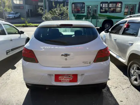CHEVROLET Onix Hatch 1.4 4P FLEX LT AUTOM�TICO, Foto 5