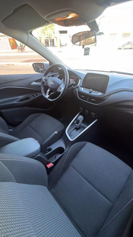 CHEVROLET Onix Hatch 1.0 12V 4P FLEX PLUS TURBO AUTOM�TICO, Foto 2
