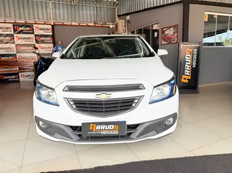 CHEVROLET Onix Hatch 1.4 4P FLEX LT AUTOM�TICO, Foto 2