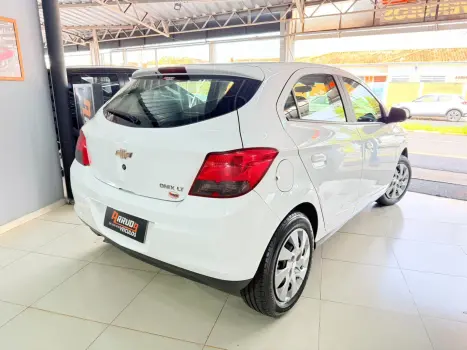 CHEVROLET Onix Hatch 1.4 4P FLEX LT AUTOM�TICO, Foto 6