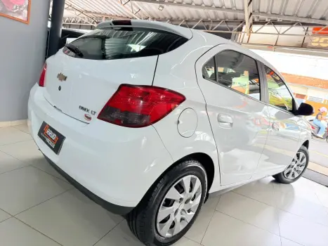CHEVROLET Onix Hatch 1.4 4P FLEX LT AUTOM�TICO, Foto 8